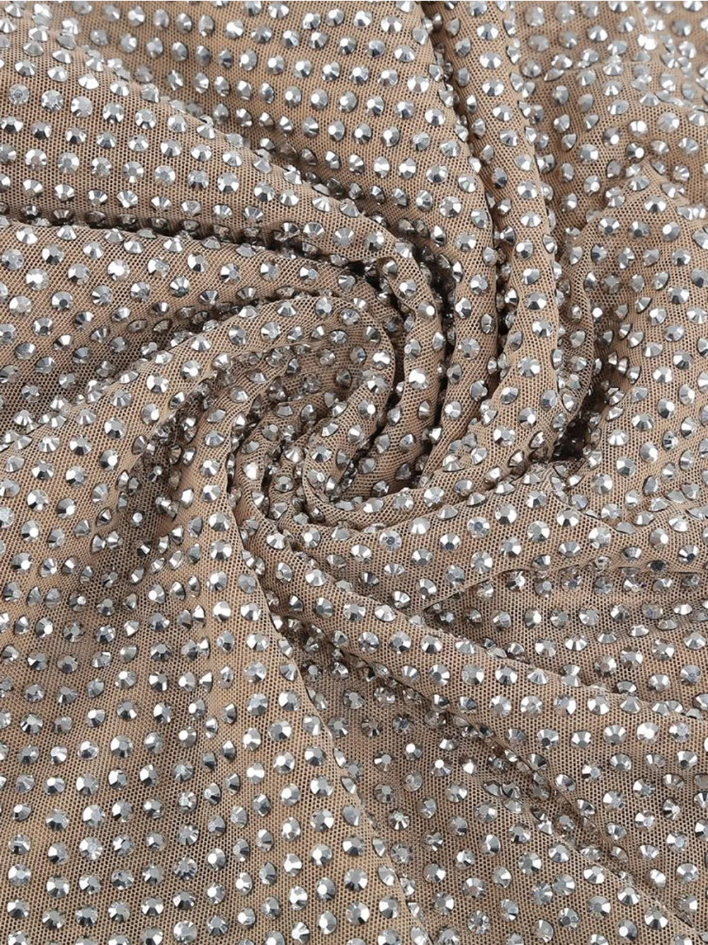 LINNE Cutout Top & Skirt Set in Silver - Image 12